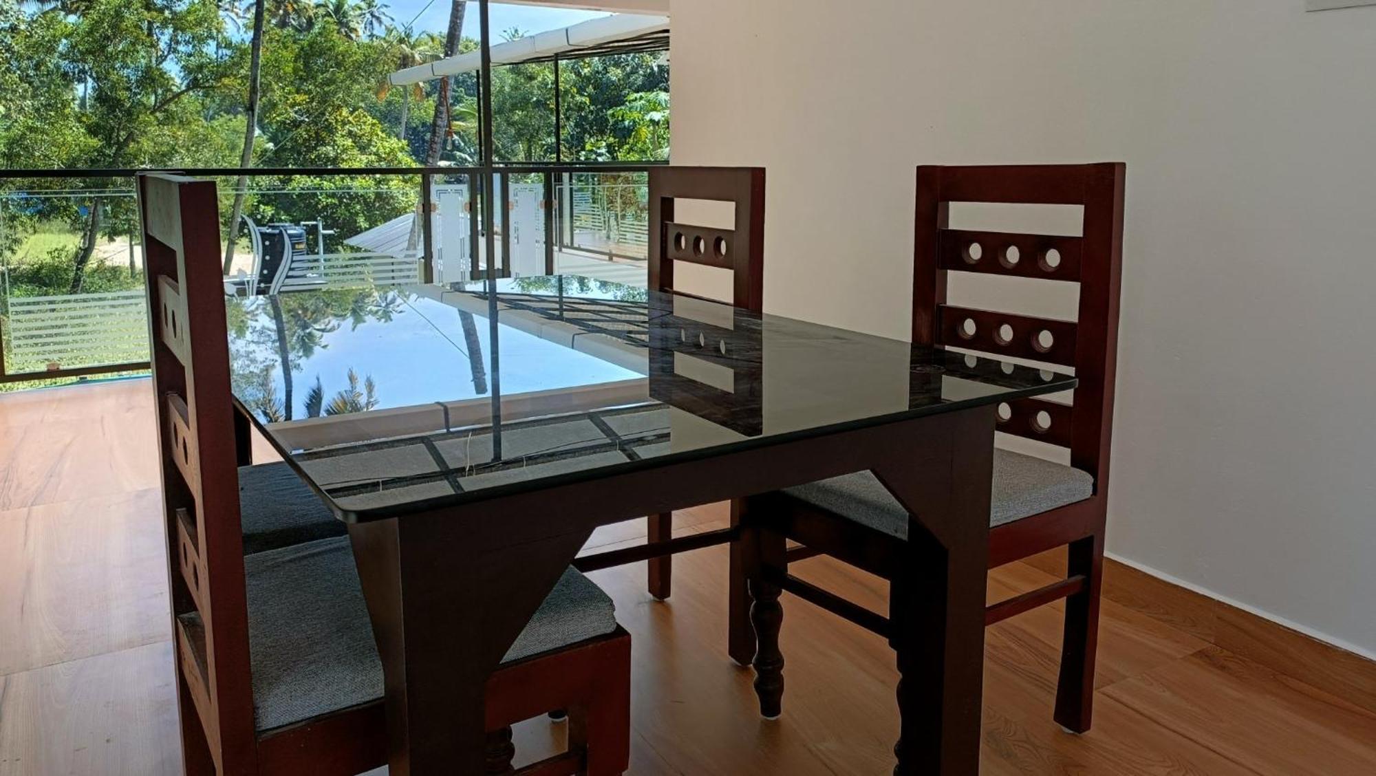 Koshy'S Beach Front Homestay Mararikulam Kültér fotó